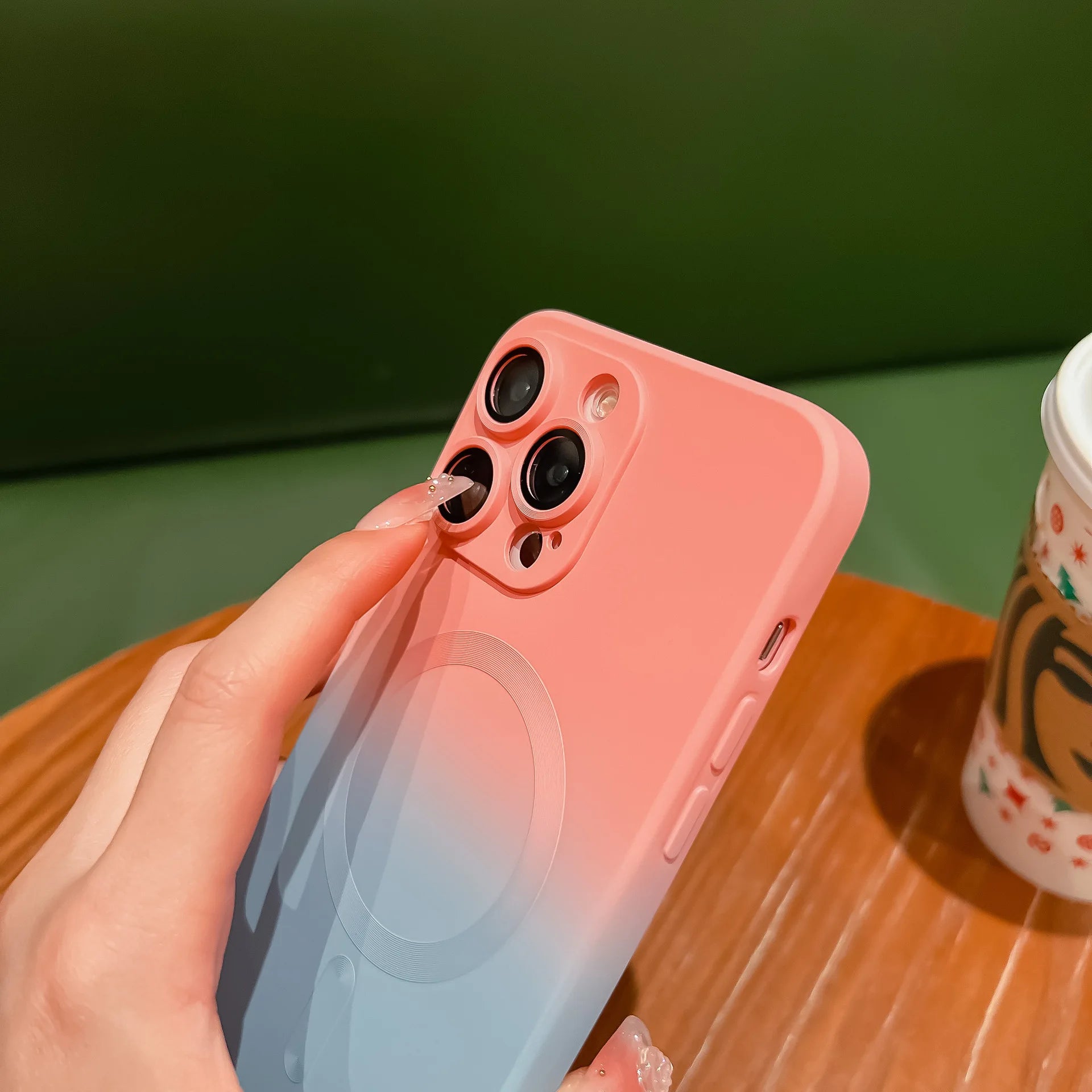 Gradient MagSafe TPU Case